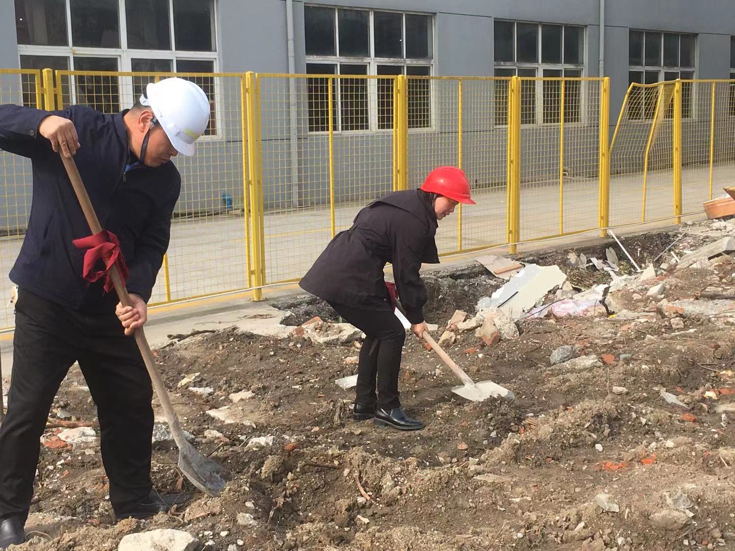 图片2.jpg 图片2.jpg