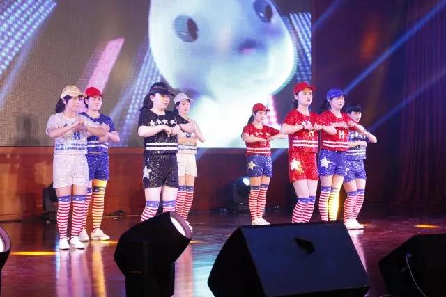 中大表演队伍参加环科园“荣光永续 不负韶华”职工文艺演出